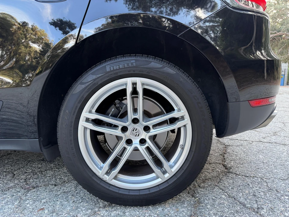2020 Porsche Macan - Image 31 of 31