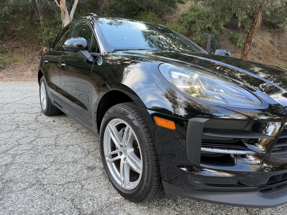 2020 Porsche Macan - Image 21 of 31