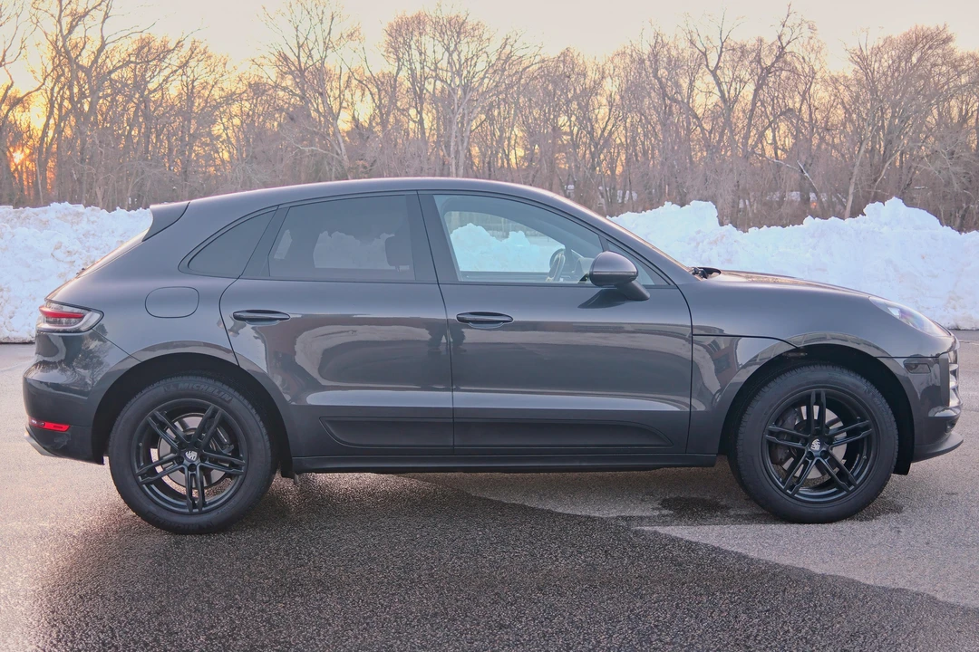 2020 Porsche Macan - Image 8 of 31