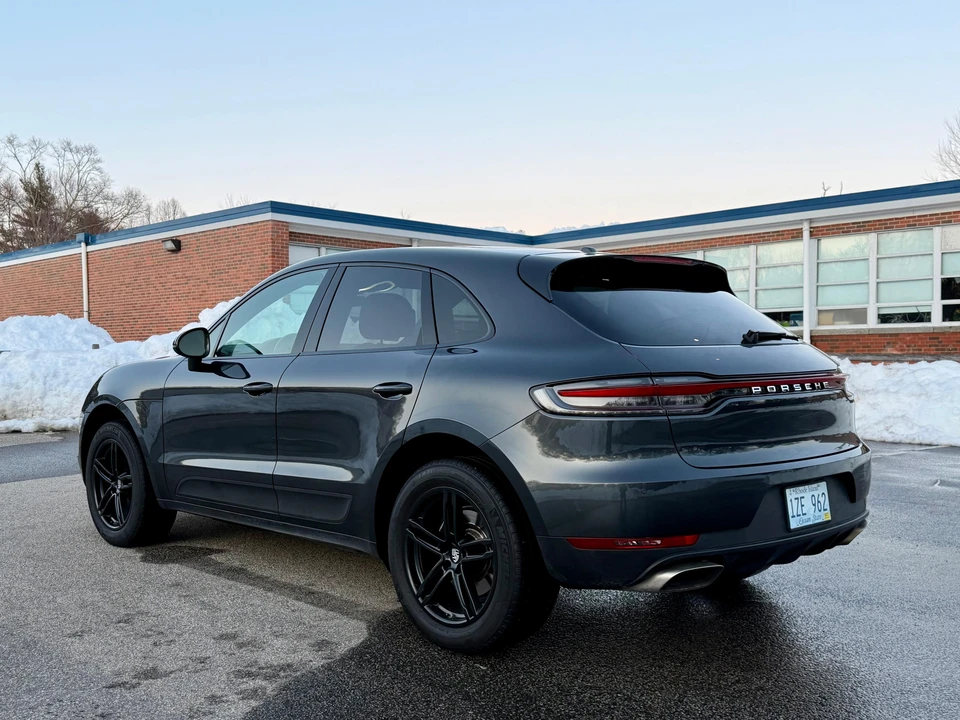 2020 Porsche Macan - Image 13 of 31