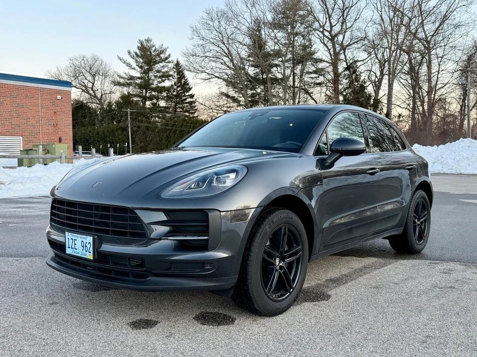 2020 Porsche Macan - Image 10 of 31