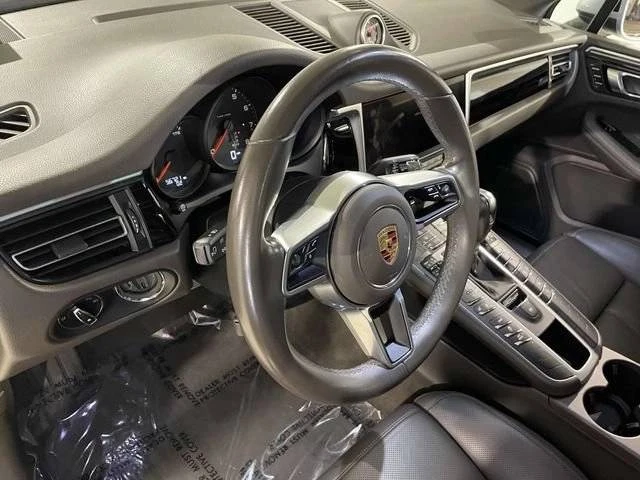 2020 Porsche Macan - Image 4 of 5