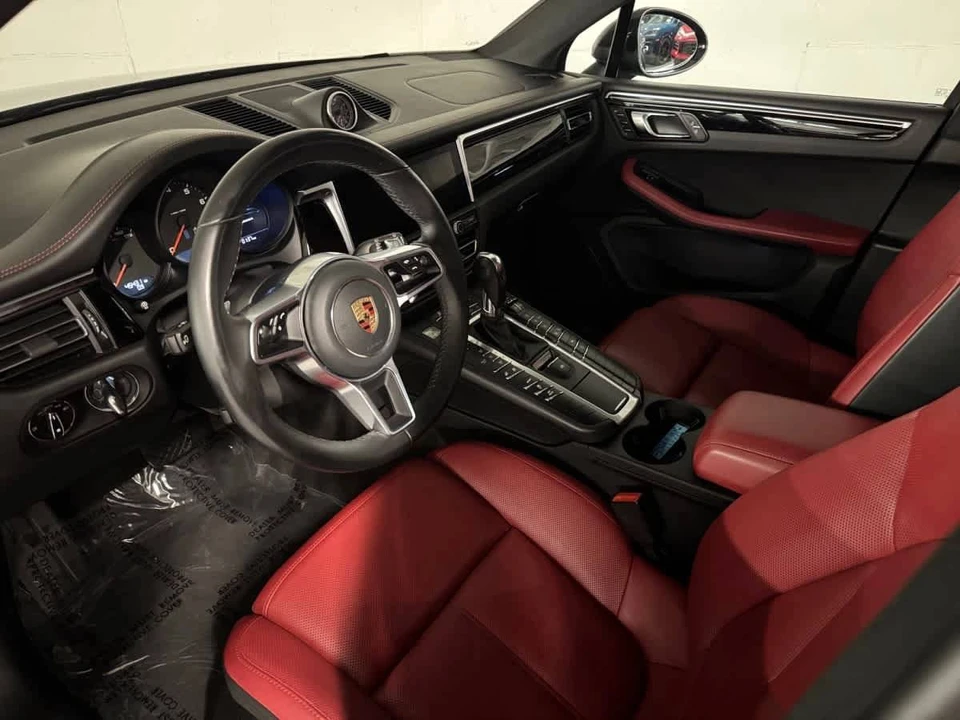 2020 Porsche Macan - Image 4 of 5