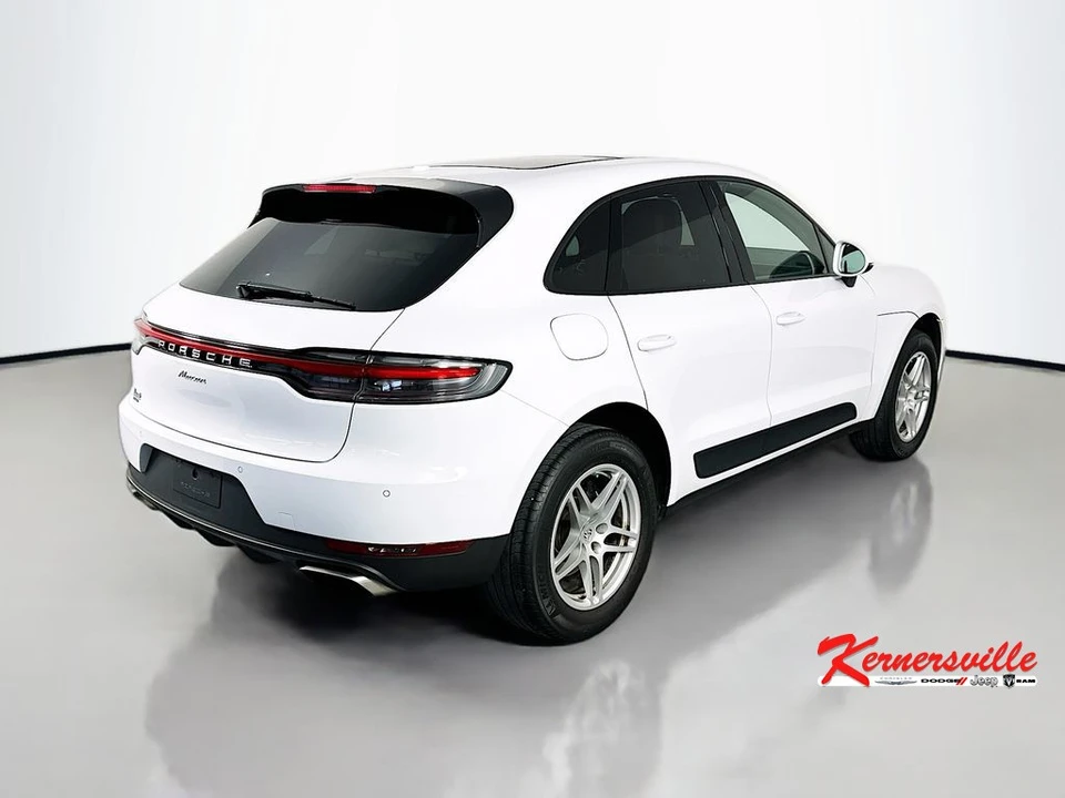 2020 Porsche Macan - Image 7 of 24