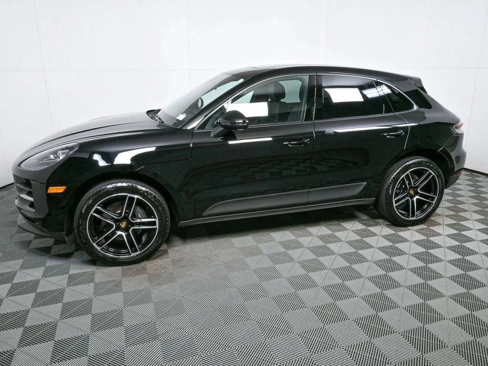 2020 Porsche Macan - Image 2 of 5