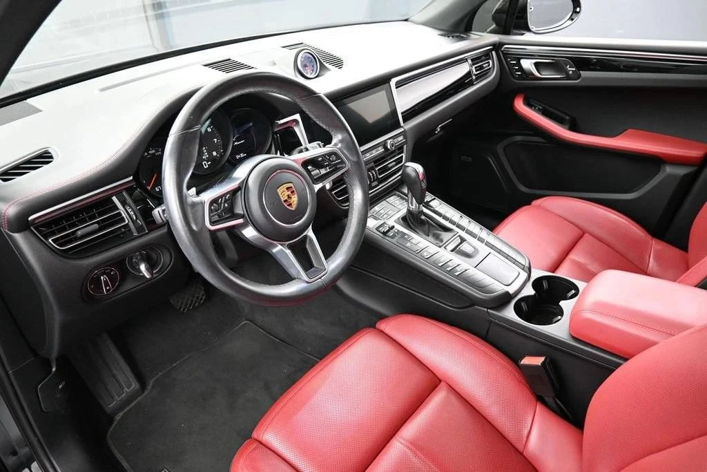 2020 Porsche Macan - Image 4 of 5