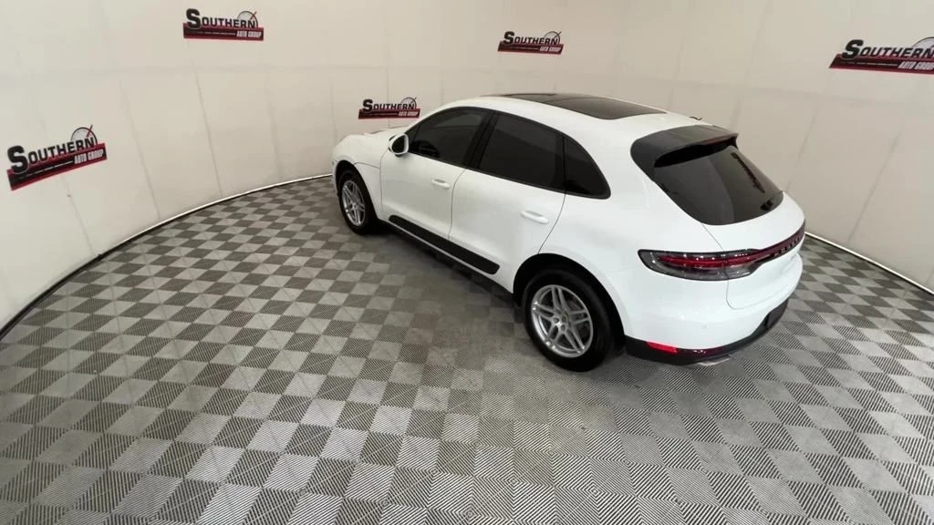 2020 Porsche Macan - Image 5 of 12