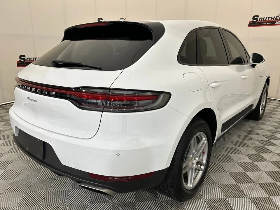 2020 Porsche Macan - Image 12 of 12