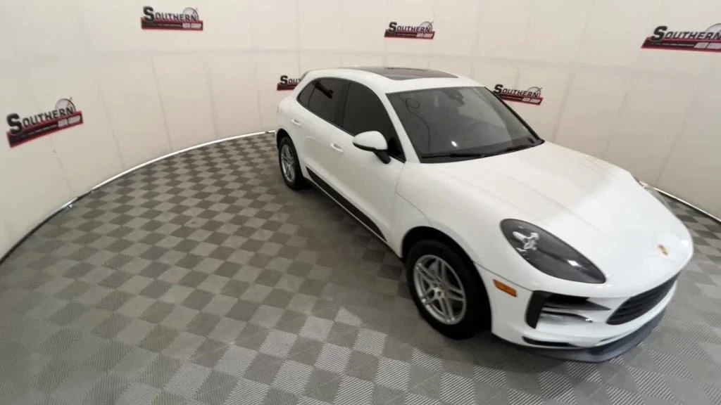2020 Porsche Macan - Image 9 of 12