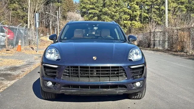 2020 Porsche Macan