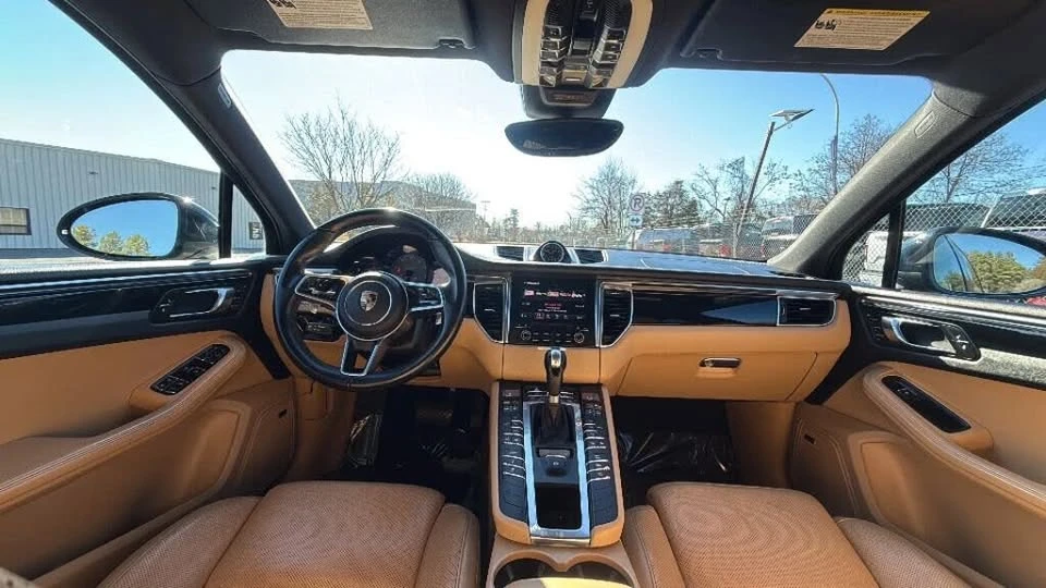 2020 Porsche Macan - Image 13 of 20