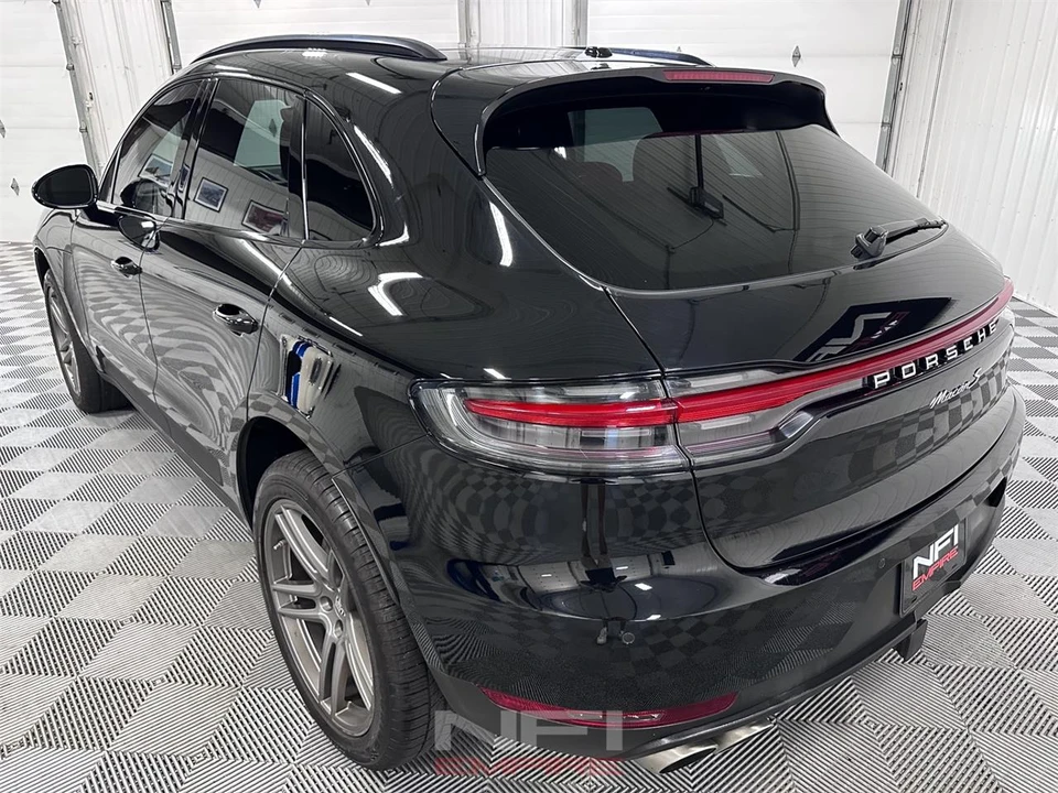 2020 Porsche Macan - Image 11 of 31
