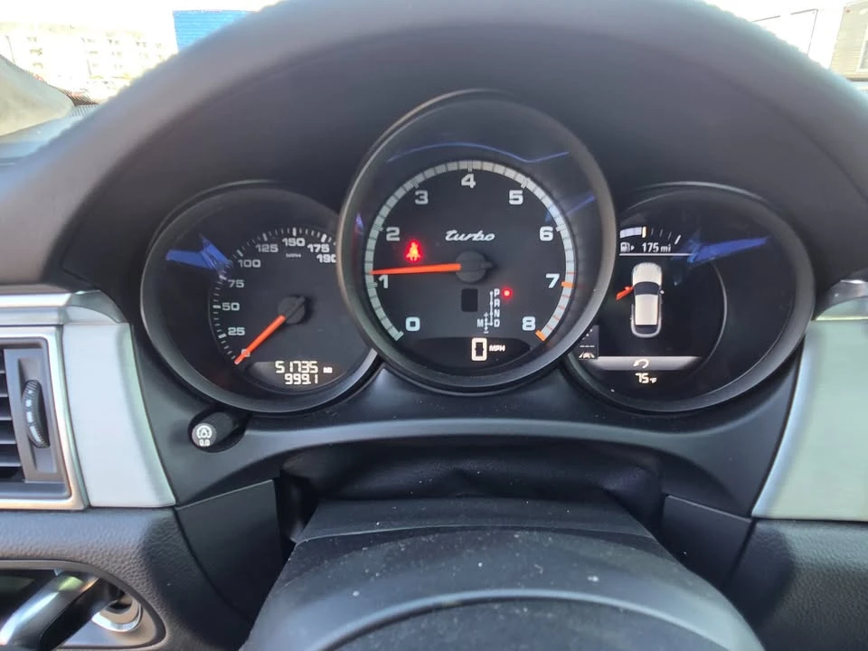 2020 Porsche Macan - Image 11 of 18