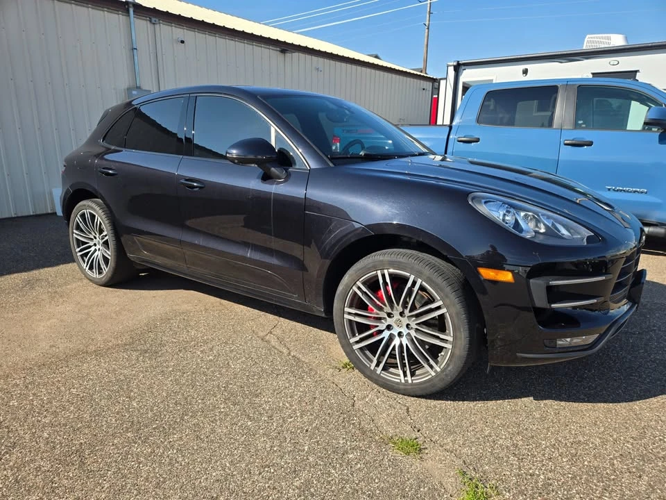 2020 Porsche Macan - Image 2 of 18