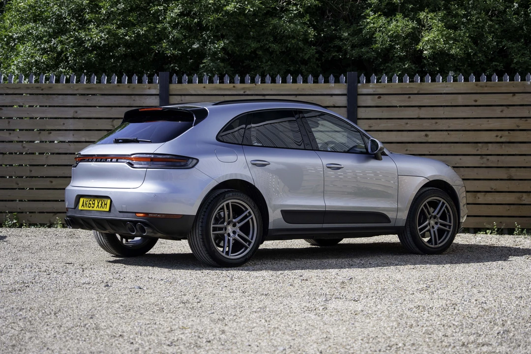 2020 Porsche Macan - Image 5 of 31