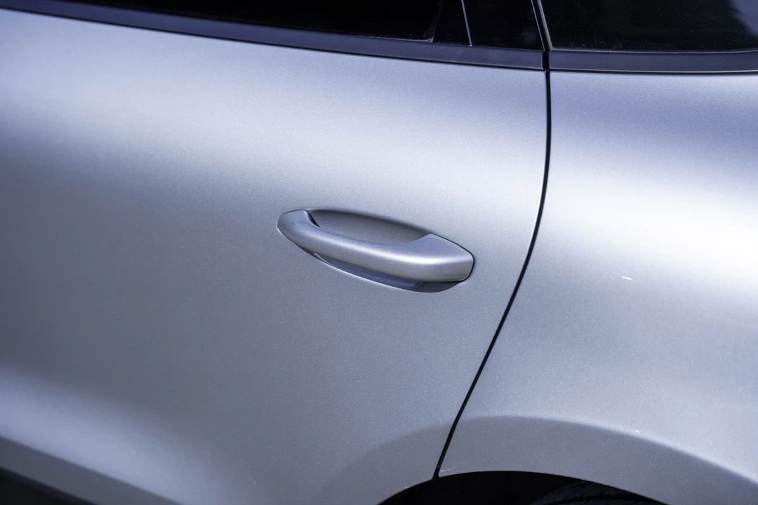 2020 Porsche Macan - Image 27 of 31