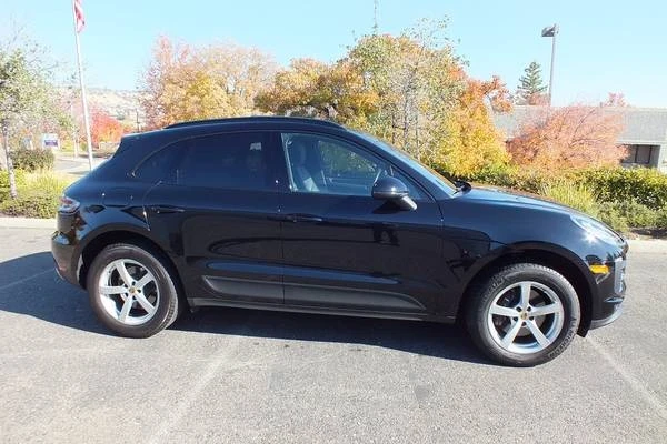 2020 Porsche Macan - Image 2 of 12