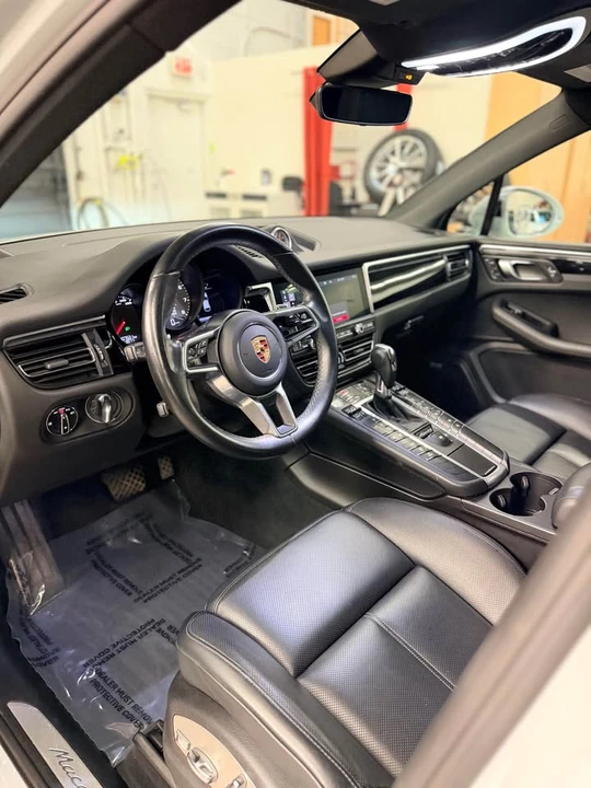 2020 Porsche Macan S - Image 10 of 17