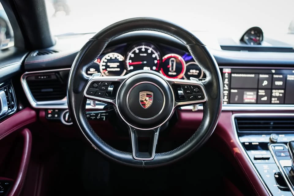 2020 Porsche 971 Panamera - Image 15 of 20