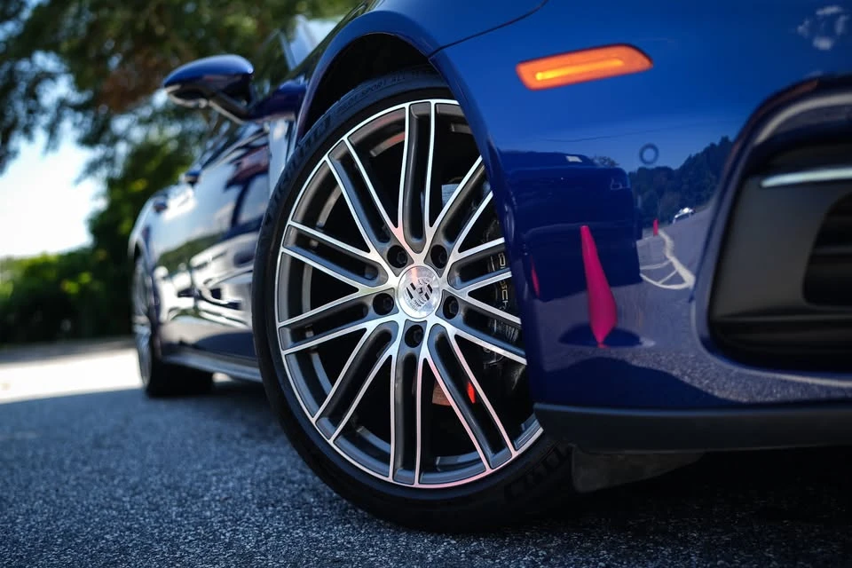 2020 Porsche 971 Panamera - Image 2 of 20