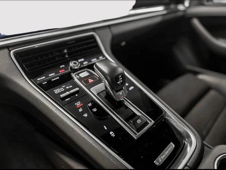 2020 Porsche 971 Panamera - Image 4 of 18