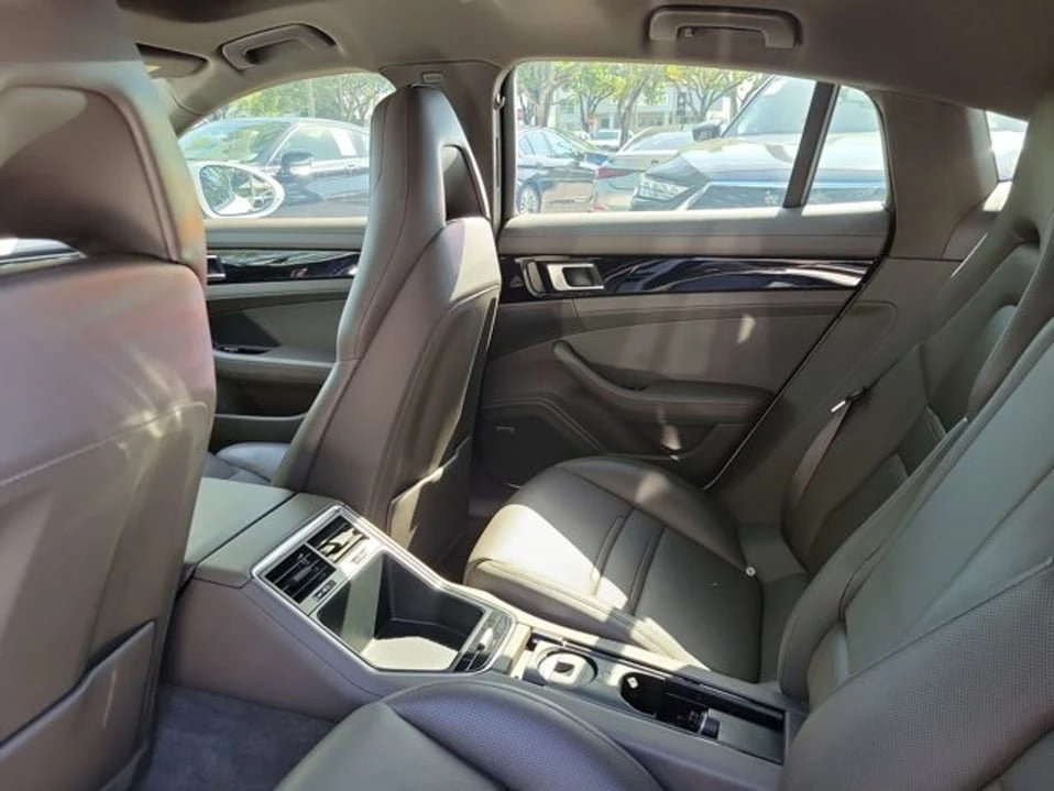 2020 Porsche 971 Panamera - Image 6 of 10