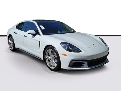 2020 Porsche Panamera 4