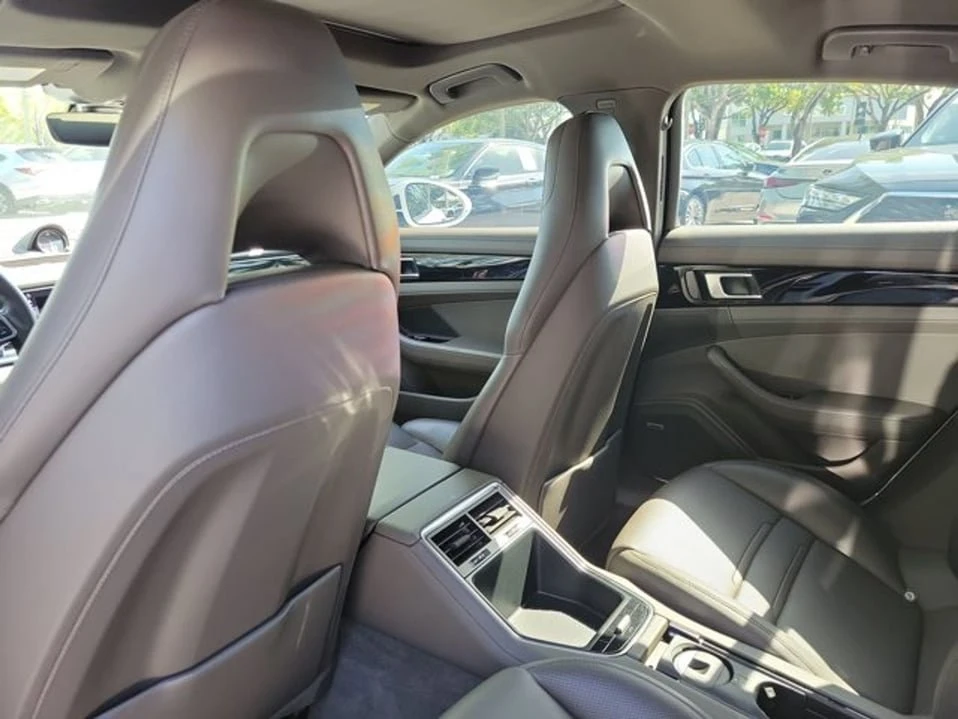2020 Porsche 971 Panamera - Image 7 of 10