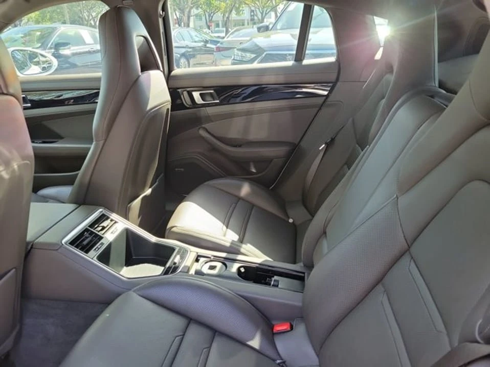 2020 Porsche 971 Panamera - Image 5 of 10