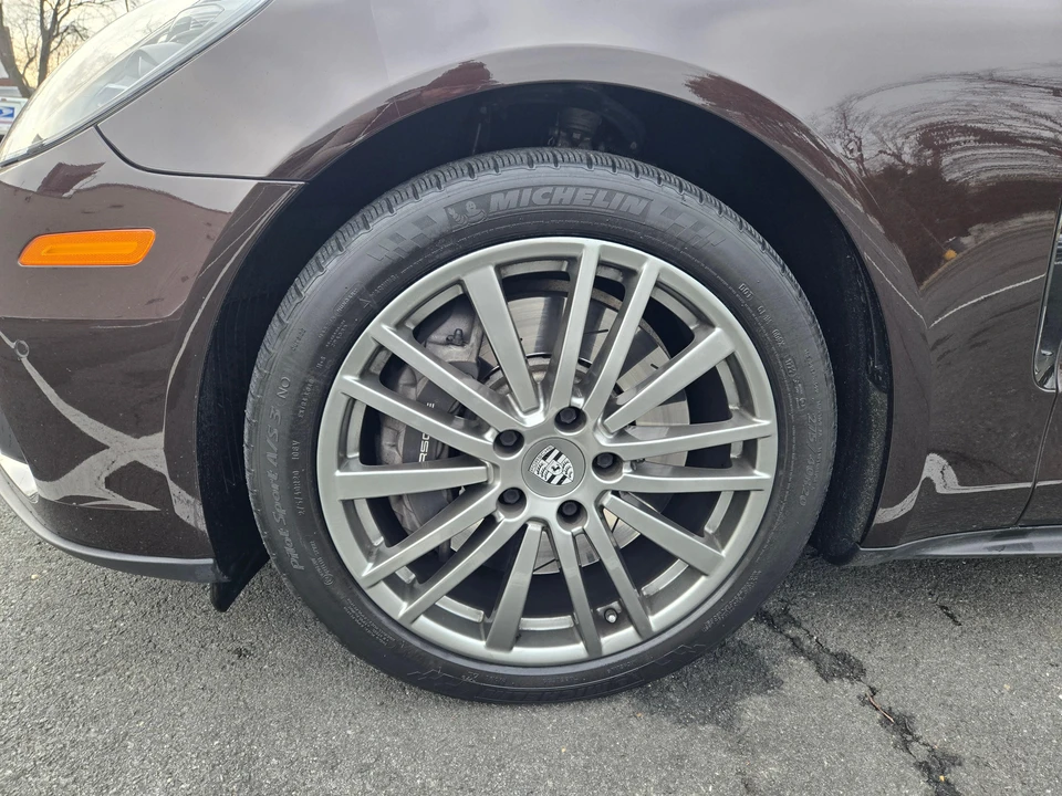 2020 Porsche 971 Panamera - Image 24 of 31