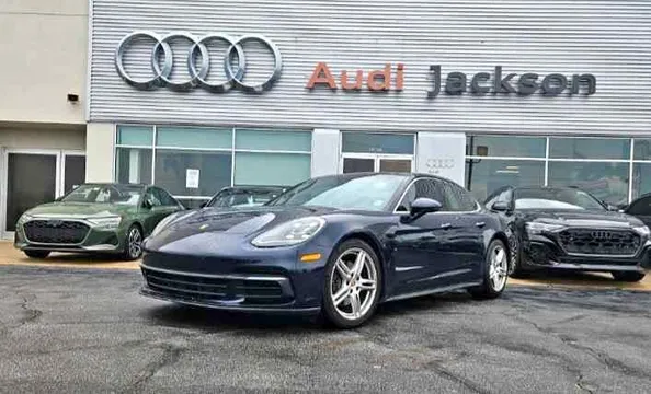 2020 Porsche Panamera 4 Executive Sedan 4D
