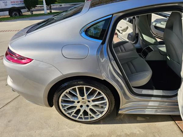 2020 Porsche 971 Panamera - Image 5 of 12
