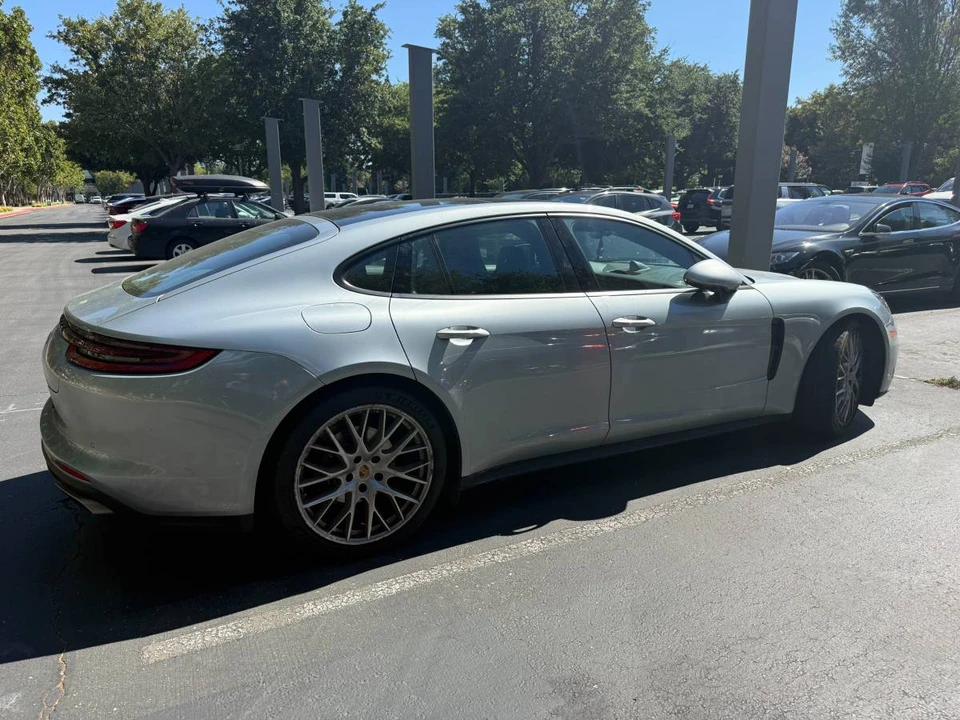 2020 Porsche 971 Panamera - Image 3 of 8