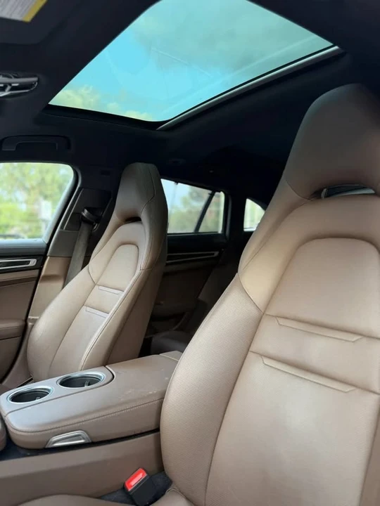 2020 Porsche 971 Panamera - Image 16 of 20