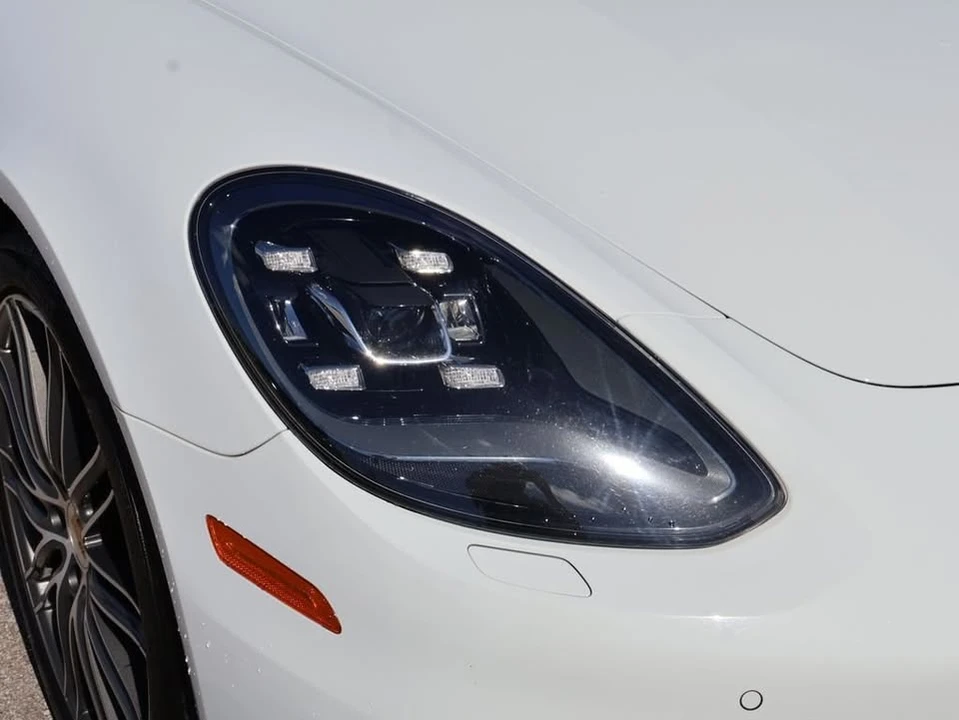 2020 Porsche 971 Panamera - Image 14 of 20