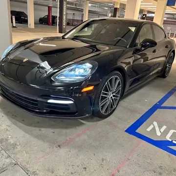 2020 Porsche Panamera 4 Sedan 4D