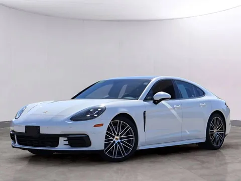 2020 Porsche Panamera 4