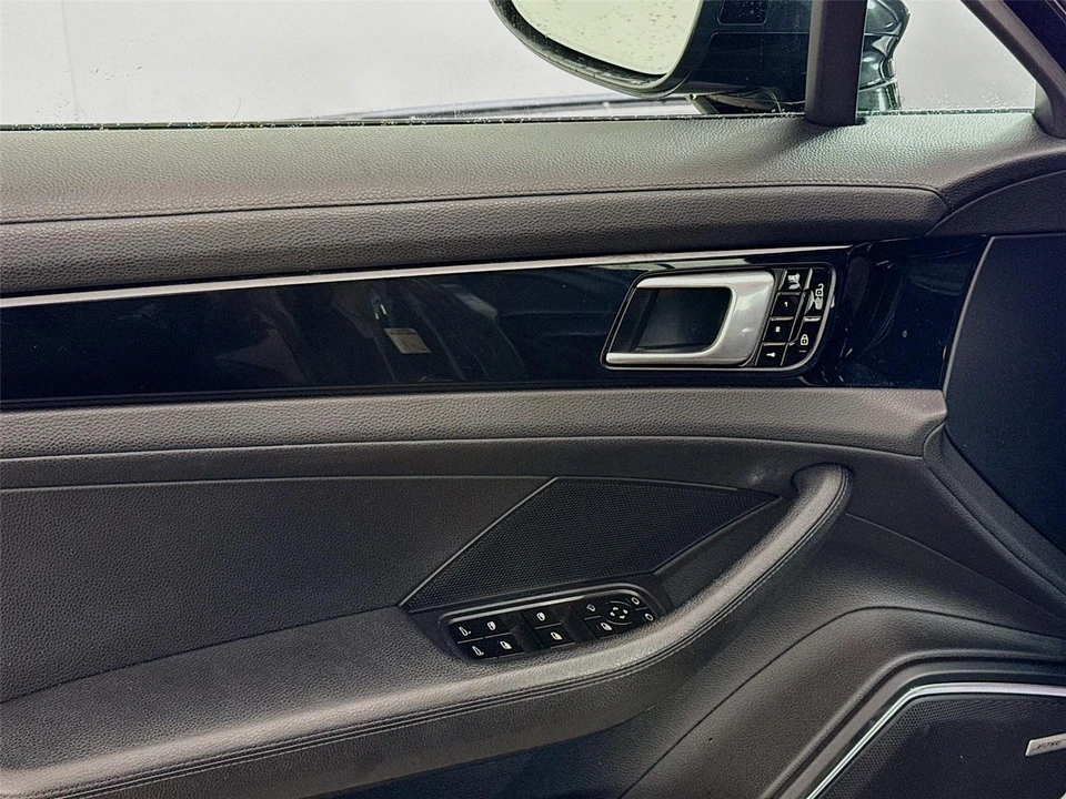 2020 Porsche 971 Panamera - Image 11 of 14