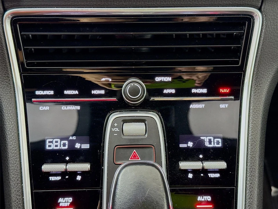 2020 Porsche 971 Panamera - Image 15 of 21