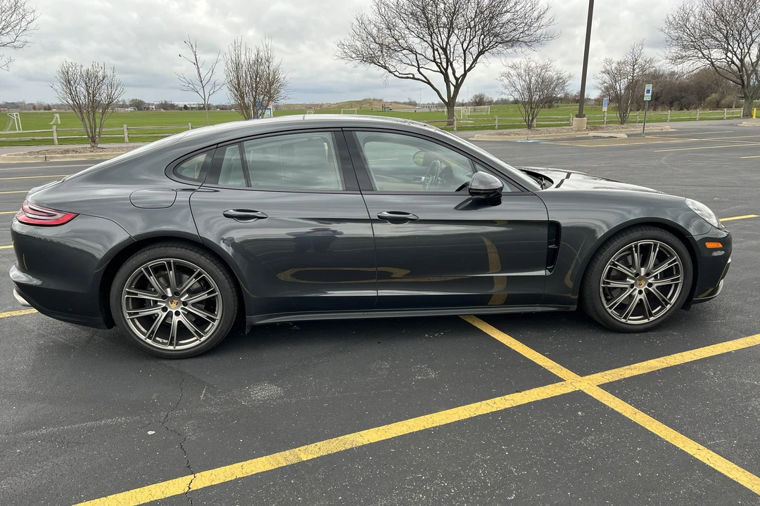 2020 Porsche 971 Panamera - Image 18 of 31