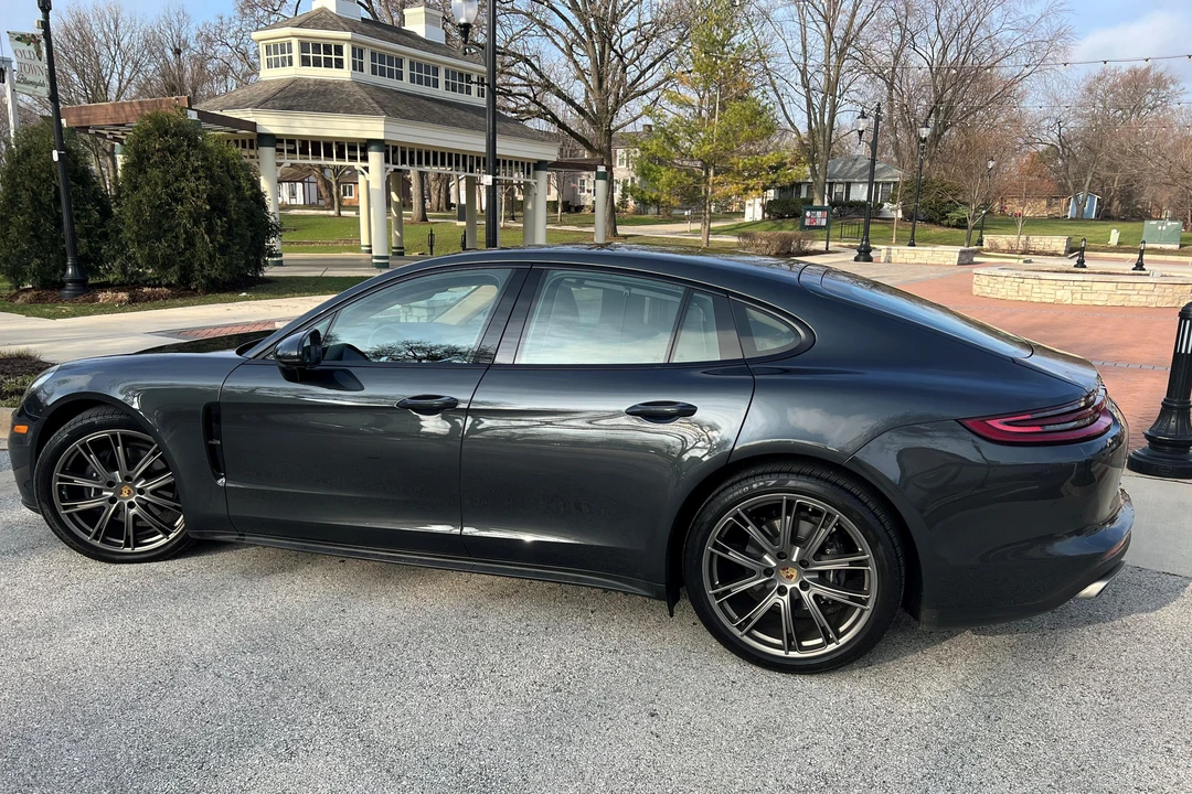 2020 Porsche 971 Panamera - Image 12 of 31