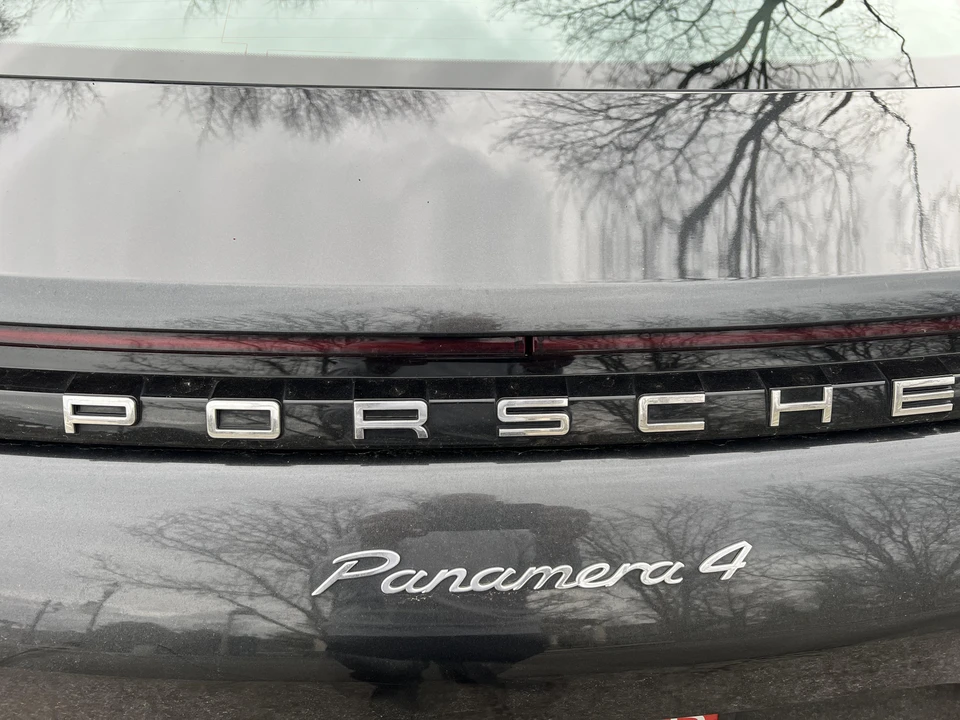 2020 Porsche 971 Panamera - Image 28 of 31