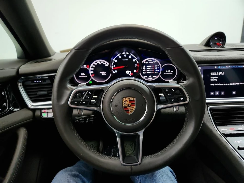 2020 Porsche 971 Panamera - Image 17 of 21
