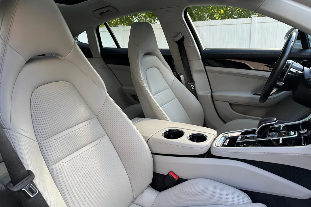 2020 Porsche 970 Panamera 4S - Image 25 of 31