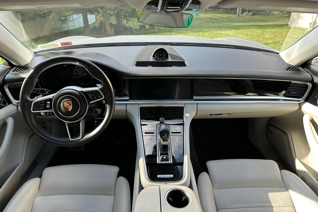 2020 Porsche 970 Panamera 4S - Image 24 of 31