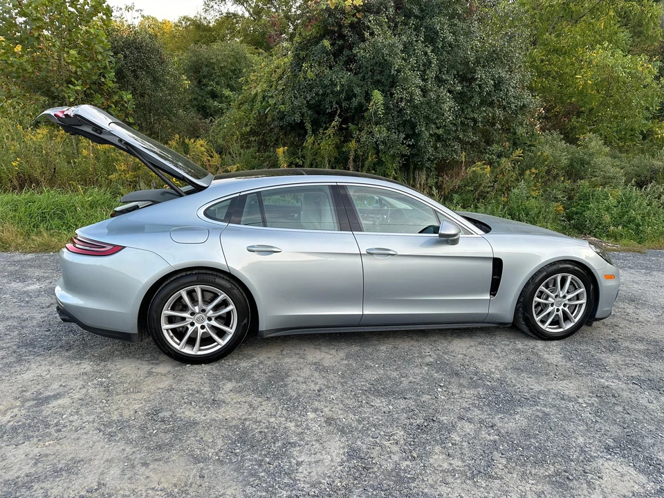 2020 Porsche 970 Panamera 4S - Image 10 of 31