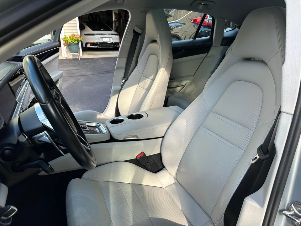 2020 Porsche 970 Panamera 4S - Image 28 of 31
