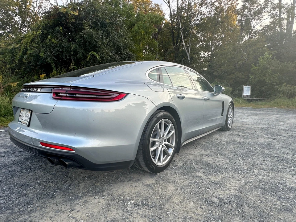 2020 Porsche 970 Panamera 4S - Image 9 of 31