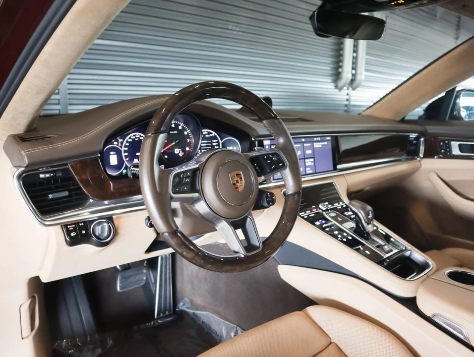 2020 Porsche 971 Panamera 4S - Image 4 of 5