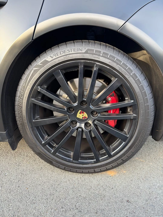 2020 Porsche 971 Panamera GTS - Image 11 of 31